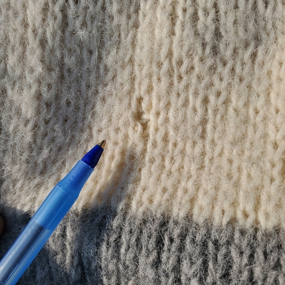 Brown Bison Pullover Knit Sweater Small - Picture 12 of 12